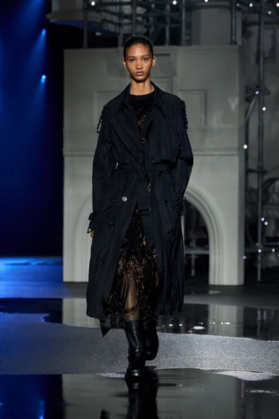 Look 35